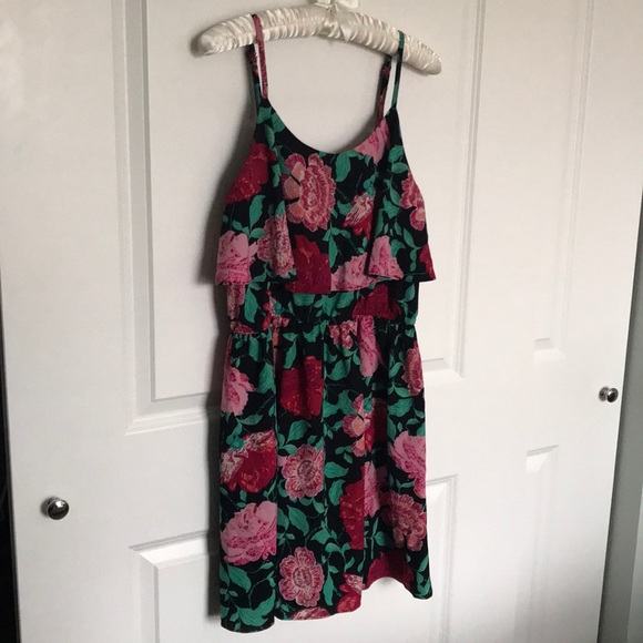 ELLE black floral cinch-waist dress size M - Picture 1 of 5